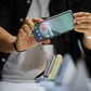 Điện thoại Samsung dùng được bao lâu trước khi cần thay mới?