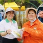 TP.HCM nghĩa tình: Người dân bất ngờ nhận ‘gấp đôi’ niềm vui