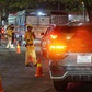 CSGT xuyên đêm kiểm tra ma túy, nồng độ cồn ở chợ Bình Điền: 15 người vi phạm