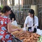 Lan tỏa yêu thương từ những bữa cơm nghĩa tình