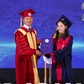 Nữ thủ khoa: 'Một nửa tấm bằng này là của ngoại'