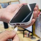 4 thói quen cần tránh khi sạc iPhone