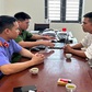 Ném rác, gà chết, trứng thối… vào nhà bố vợ cũ để khủng bố tinh thần