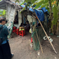 Đi trao yêu thương, về mang nụ cười