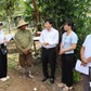 Đồng Nai: Cán bộ đến tận nhà làm sổ đỏ cho dân