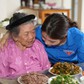 Người trẻ tri ân bằng những việc làm ý nghĩa