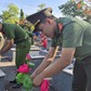 Sen hồng tháng 7 và những cách tri ân chạm đến lòng người