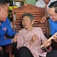'Nhìn nó vậy chứ nó lì lắm nha, đang học cái bỏ đi theo cách mạng'