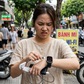Vì sao smartwatch vẫn chưa dùng cổng USB-C?