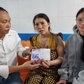 Trao 116 triệu đồng giúp đỡ nữ sinh cầu 'phép màu' cứu mẹ