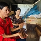Vợ chồng khuyết tật và những buổi livestream làm nhang