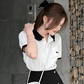 Ghi điểm năng động nhờ bộ đôi áo polo cùng chân váy tennis