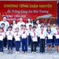 Tặng sách giáo khoa, đồng phục cho gần 400 học sinh Raglai