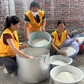 Những nồi cháo 0 đồng và hành trình của hàng trăm người khoác áo Từ Bi
