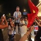Đêm không ngủ sau chiến thắng ASEAN Cup: ‘Messi’ cũng ra đường ‘đi bão’