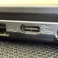 Ký hiệu hình tròn bên cạnh cổng USB ám chỉ điều gì?