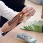 Giá USD hôm nay 3.8.2026: Giữ đà giảm trong khi yen Nhật tiếp tục tăng