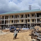 Công nhân không nghỉ lễ, chạy đua hoàn thiện trường nội trú vùng cao Quảng Trị