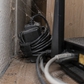 Sai lầm phổ biến khi đặt cục nguồn khiến Wi-Fi chậm chạp