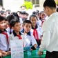 Hiệu trưởng, hiệu phó làm giáo viên sau sáp nhập: Sao không được nghỉ hưu trước tuổi?