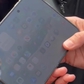 Một đoạn video khiến màn hình iPhone Duo bị đặt dấu hỏi