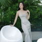 Diện váy lụa quyến rũ nhưng không phô trương