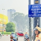 Xe máy được đi thẳng liên tục ở vòng xoay, muốn rẽ trái, rẽ phải thì sao?