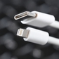 Hé lộ sự thật về độ bền giữa cáp USB-C và Lightning