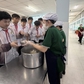 Trường ngưng bữa ăn bán trú vì thủ tục, Sở An toàn thực phẩm TP.HCM nói gì?