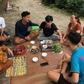 Vì sao người miền Tây thích trải chiếu đãi khách giữa sân, giữa vườn?