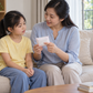 Bé 7 tuổi đã có kinh nguyệt: Có nên điều trị dậy thì sớm?