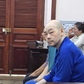 Kiểm soát tiếp viên bán dâm bằng giấy xin phép ra cổng nhà hàng