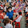 Người trẻ 'mang' trung thu đến vùng sông nước Cồn Sẻ