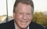 Ryan O'Neal, nam diễn viên chính phim Chuyện tình, qua đời
