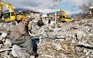 Chạy đua tìm người sống sót trong động đất ở Thổ Nhĩ Kỳ và Syria