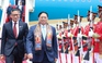Indonesia đón Thủ tướng Phạm Minh Chính bằng điệu múa truyền thống tại sân bay