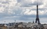 Pháp bắt 3 người trong vụ vứt quan tài gần chân Tháp Eiffel