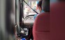 TP.HCM: CSGT vào cuộc vụ tài xế vừa lái xe buýt vừa xem điện thoại