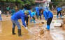 Hàng trăm đoàn viên Yên Bái chung tay giúp người dân khắc phục hậu quả lũ lụt