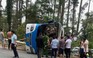 Lật xe khách trên đèo Tam Đảo, 2 người chết, nhiều người bị thương