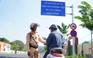Đường vào nhà ga T3 sân bay Tân Sơn Nhất: Hàng loạt xe máy bất ngờ khi CSGT tuýt còi