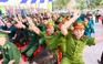 Thanh niên hỗ trợ lưu trữ tài liệu, sắp xếp trụ sở làm việc mới