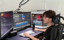 Chàng trai 18 tuổi mua ô tô tặng cha nhờ làm YouTube để sáng tạo nội dung game
