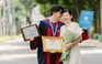 Nam sinh tốt nghiệp xuất sắc phát biểu xúc động: 'Hành trang là cuốn sổ hộ nghèo’