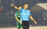 2 trọng tài Malaysia từ play-off ‘chạy sang’ chung kết Cúp quốc gia: Chứng kiến HLV Polking vô địch?