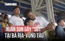 Xuân Son gây 'sốt' với cầu thủ nhí, cực thân thiện và tươi tắn với CĐV
