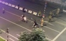 Bắt 2 thanh niên lao xe vào đường cấm, tông thẳng vào cảnh sát cơ động